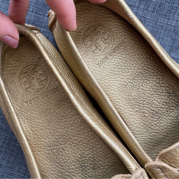 TORY BURCH GOLD LEATHER LOAFERS - Picture 8 of 9